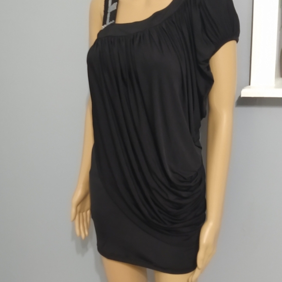 One shoulder drape minidress. - Picture 3 of 5